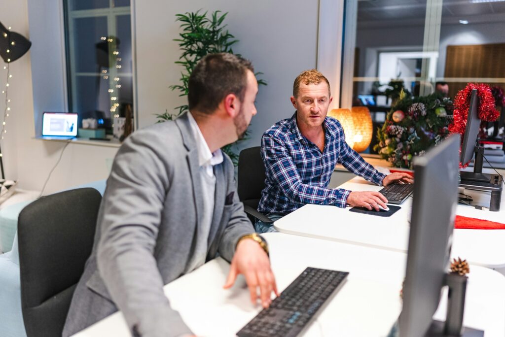 AI dashboard screenshot segmenting tech buyer personas in real time