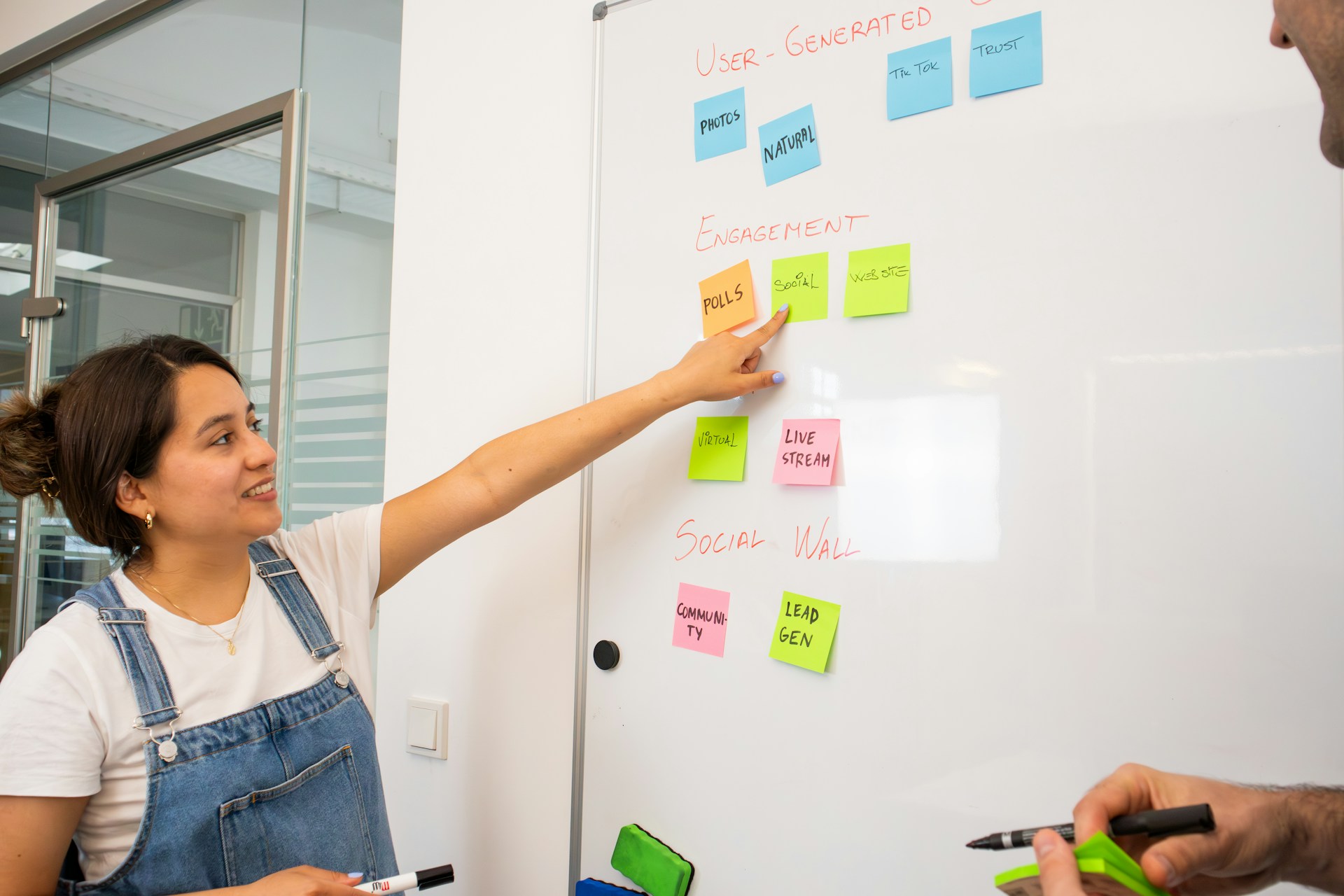 Goal Setting Strategies to Build a Dominant AI Tech Brand Identity in 2026