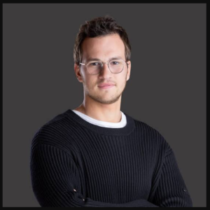 Brex’s Fintech Rise- Henrique’s Startup Card Empire Built on Burn Rate?
