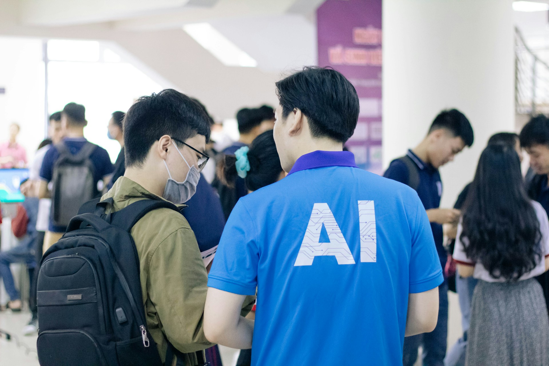 Fathom vs. Granola: Which AI Meeting Assistant Should You Actually Use in 2026?