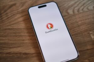 How Does DuckDuckGo Make Money? Inside the Search Engine’s Business Model and Earnings